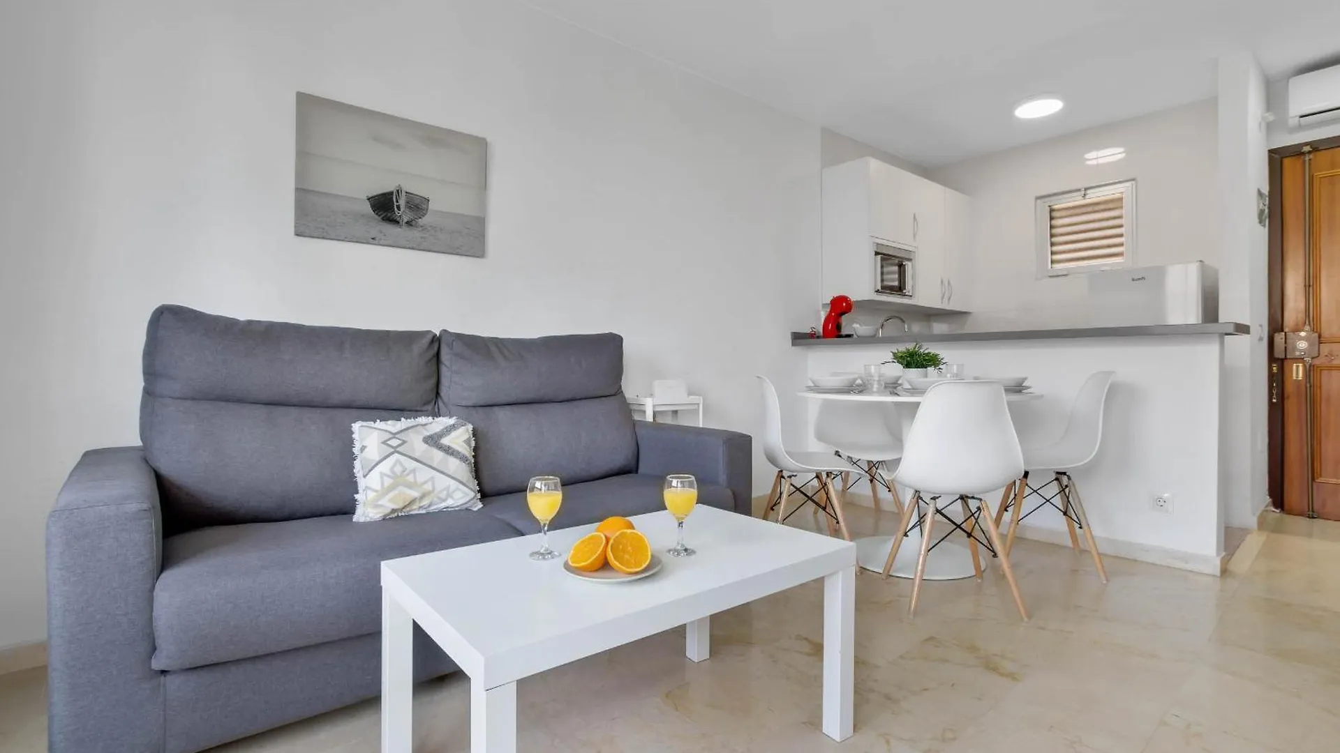 Apartamento Vistamarina B 210 By IVI Real Estate Torremolinos España